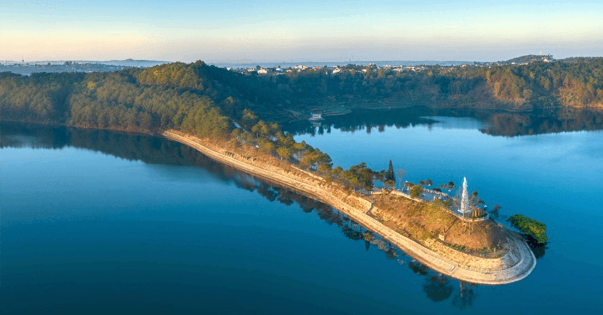 Biển Hồ, Pleiku, Gia Lai - Nơi trưng bày gian hàng Ocop đặc sản chuối sấy A Lúa